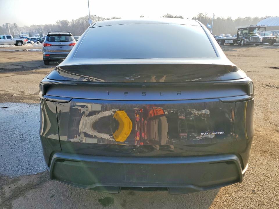 Продаж на аукціоні авто 2026 Tesla Model Y, vin: 7SAYGDEE9TF526257, номер лоту: 76461455