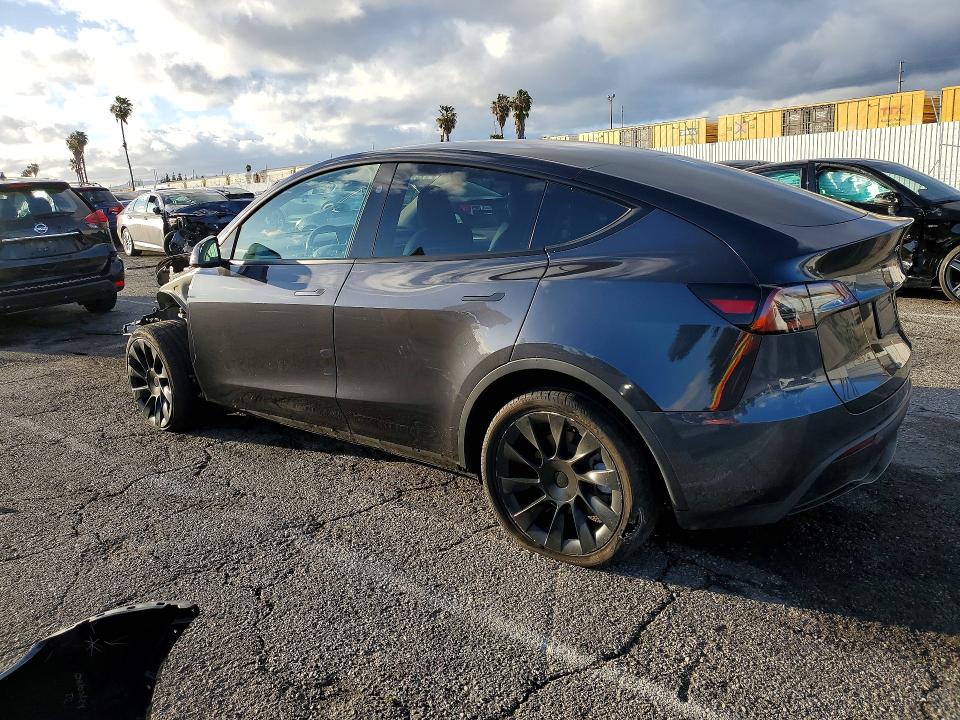 Продажа на аукционе авто 2024 Tesla Model Y, vin: 7SAYGDED9RF103839, номер лота: 77781085