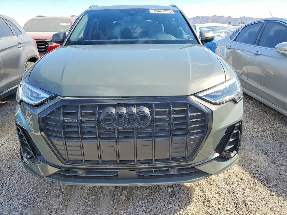 75807015 :رقم المزاد ، WA1DECF34S1005781 vin ، 2025 Audi Q3 مزاد بيع