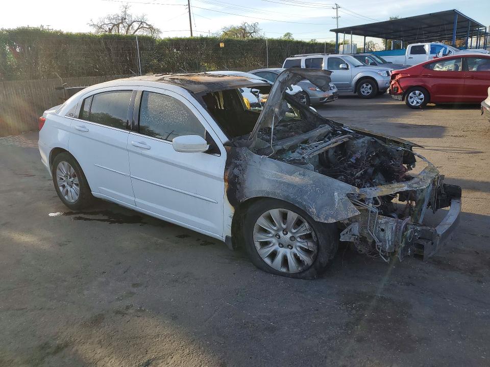 Продаж на аукціоні авто 2012 Chrysler 200, vin: 1C3CCBAB8CN205416, номер лоту: 79112125
