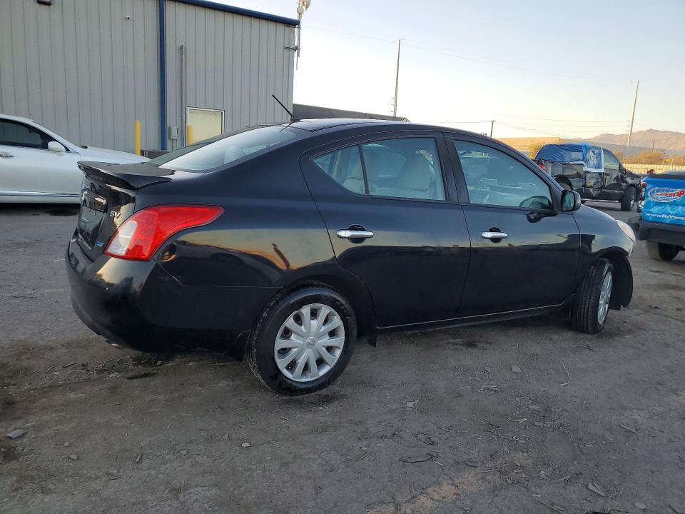 75769905 :رقم المزاد ، 3N1CN7AP3EL810769 vin ، 2014 Nissan Versa Sv W مزاد بيع