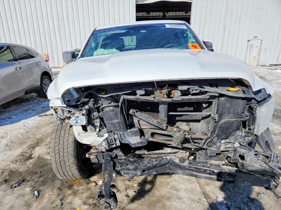 76206525 :رقم المزاد ، 1C6RR7FT5GS387903 vin ، 2016 Ram 1500 مزاد بيع