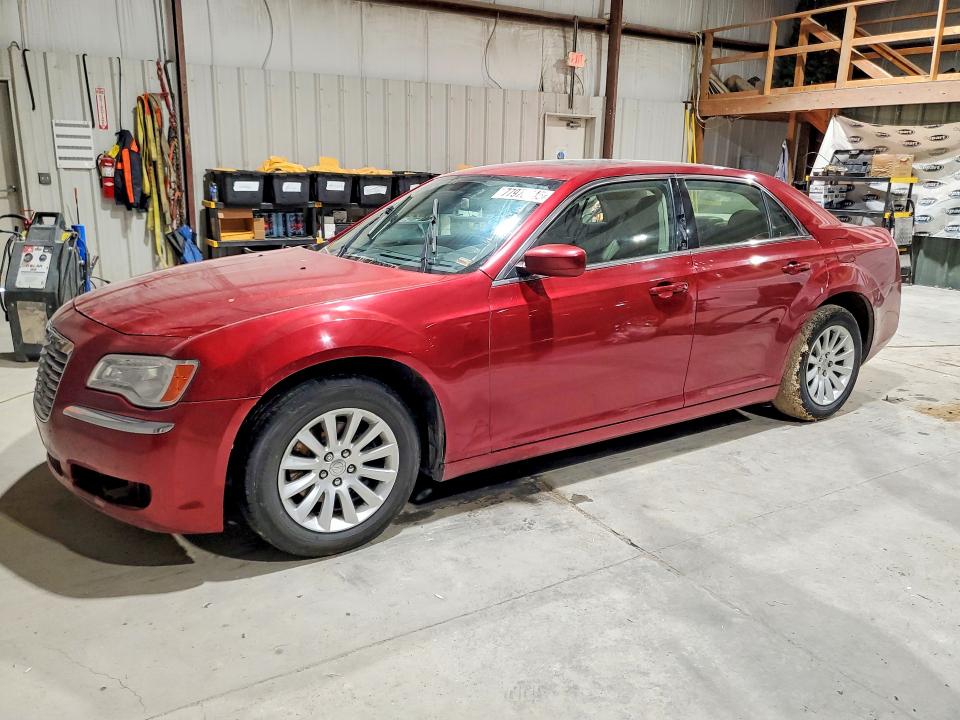 Продажа на аукционе авто 2013 Chrysler 300, vin: 2C3CCAAG4DH657301, номер лота: 77978745