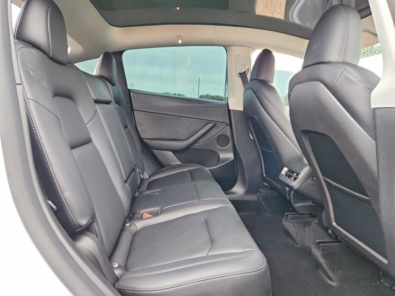 2022 Tesla Model Y მანქანა იყიდება აუქციონზე, vin: 7SAYGDEE4NF512110, აუქციონის ნომერი: 76696335