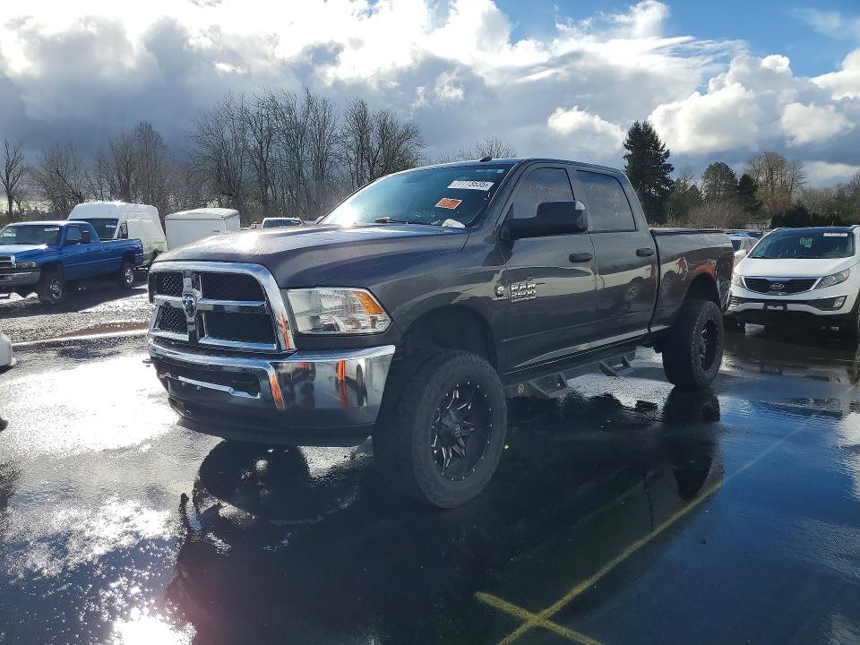 77773535 :رقم المزاد ، 3C6UR5CLXGG119388 vin ، 2016 Ram 2500 مزاد بيع