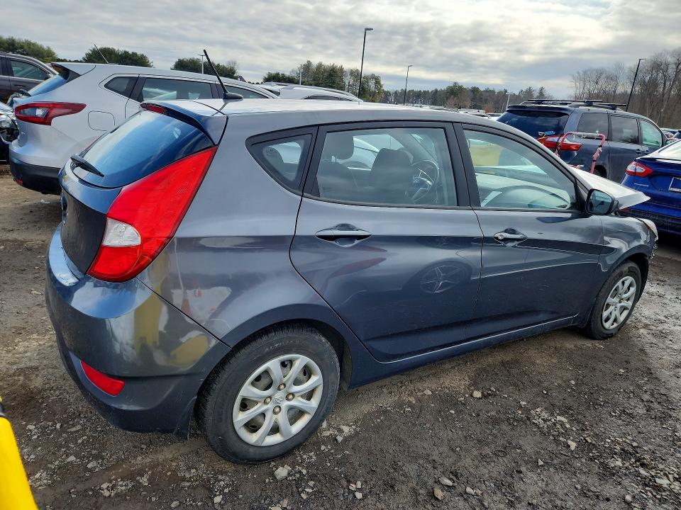 77849805 :رقم المزاد ، KMHCT5AE5CU032947 vin ، 2012 Hyundai Accent Gls مزاد بيع