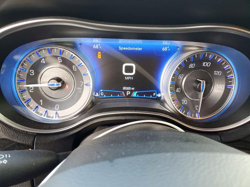 76026395 :رقم المزاد ، 2C3CCAAG9PH677080 vin ، 2023 Chrysler 300 مزاد بيع