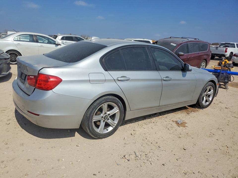 Aukcja sprzedaży 2014 Bmw 320 I, vin: WBA3B1G56ENT01054, numer aukcji: 77329745