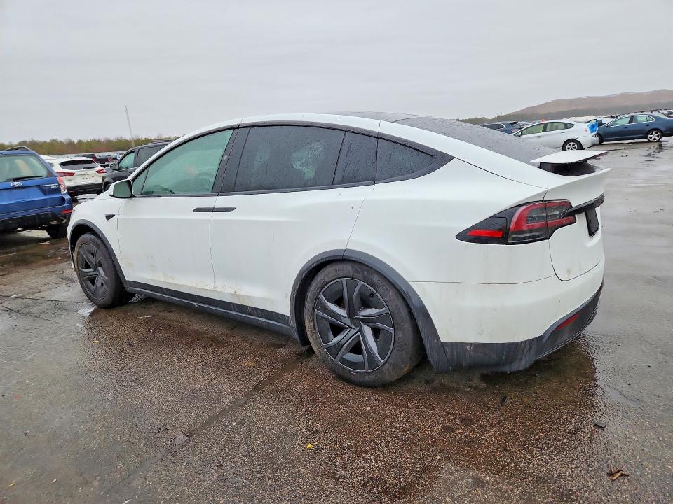 76167595 :رقم المزاد ، 7SAXCDE51TF476106 vin ، 2026 Tesla Model X مزاد بيع