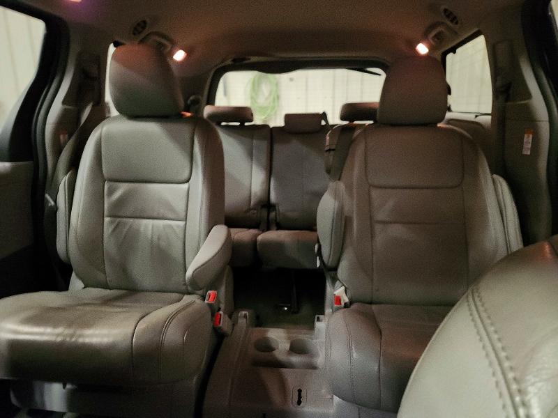 Продаж на аукціоні авто 2015 Toyota Sienna, vin: 5TDYK3DC4FS575565, номер лоту: 74078725