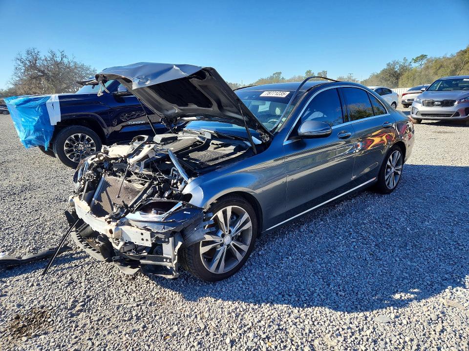 78771235 :رقم المزاد ، WDDWF4JB4HR223350 vin ، 2017 Mercedes-benz C مزاد بيع