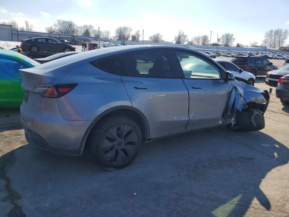 2024 Tesla Model Y მანქანა იყიდება აუქციონზე, vin: 7SAYGDEE3RA294714, აუქციონის ნომერი: 75956055