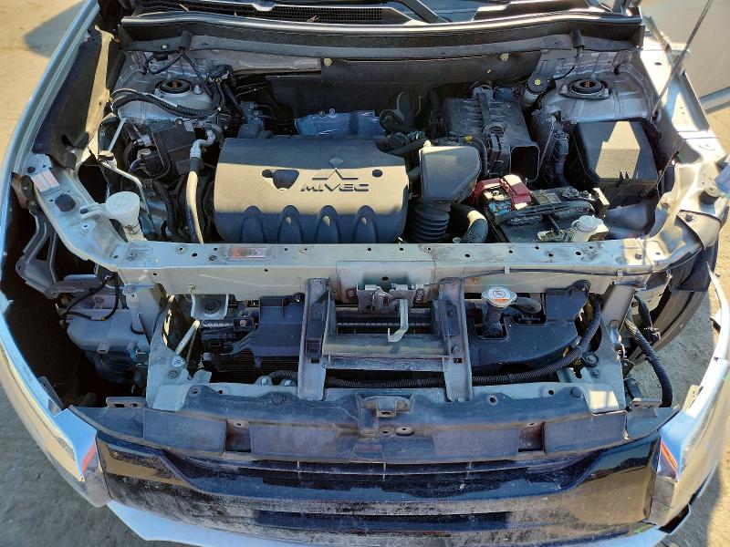 Продаж на аукціоні авто 2018 Mitsubishi Outlander, vin: JA4AZ3A3XJZ071394, номер лоту: 76892425