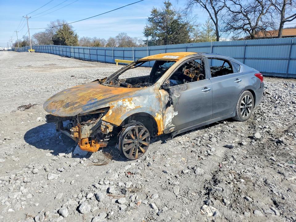2018 Nissan Altima მანქანა იყიდება აუქციონზე, vin: 1N4AL3AP4JC105591, აუქციონის ნომერი: 50810966