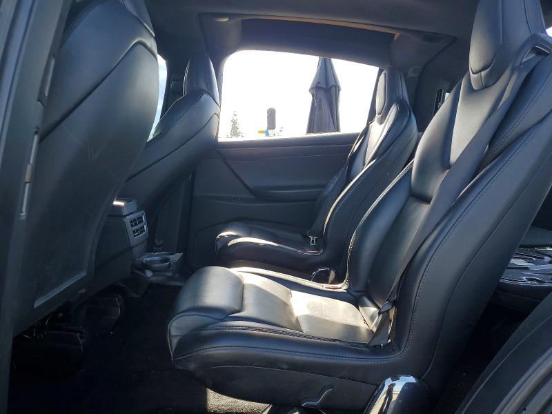 78551195 :رقم المزاد ، 5YJXCBE27LF301446 vin ، 2020 Tesla Model X مزاد بيع