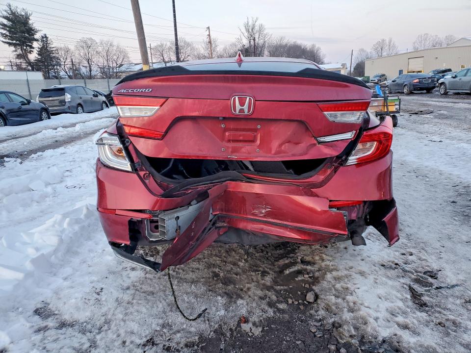 74244445 :رقم المزاد ، 1HGCV1F18KA014232 vin ، 2019 Honda Accord مزاد بيع