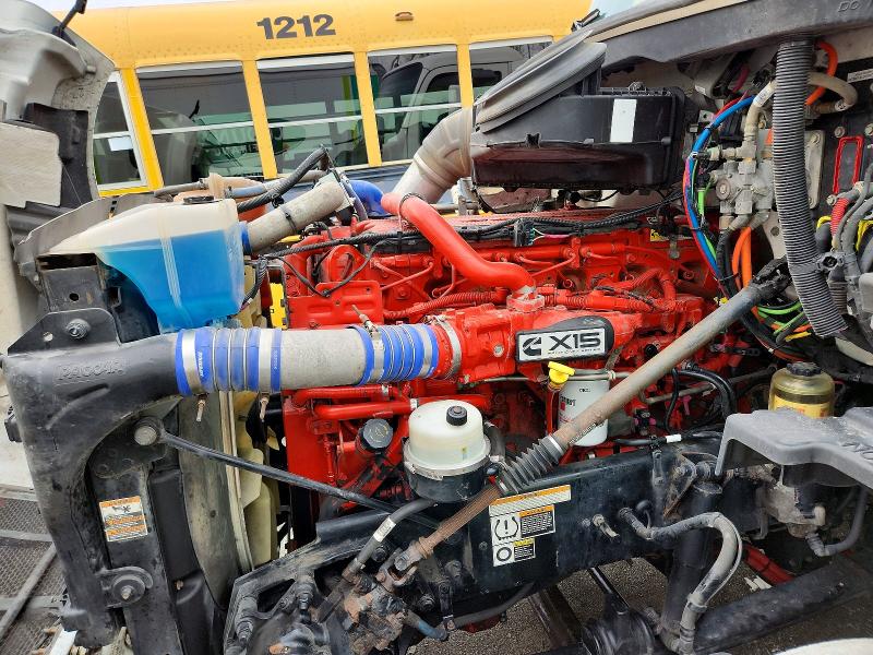 Продаж на аукціоні авто 2018 Peterbilt 579, vin: 1XPBA48X8JD477654, номер лоту: 77509595