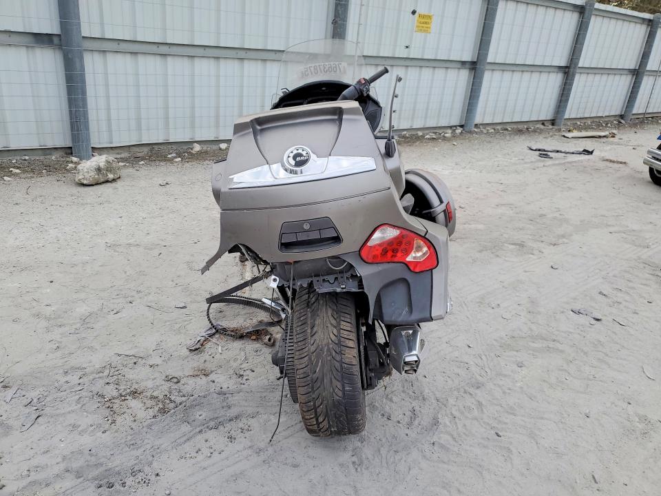 Продаж на аукціоні авто 2014 Can-am Spyder Roadster, vin: 2BXNBDD12EV000158, номер лоту: 76637875
