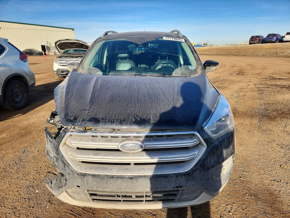 Продажа на аукционе авто 2017 Ford Escape Tit, vin: 1FMCU9J91HUA33334, номер лота: 77179025