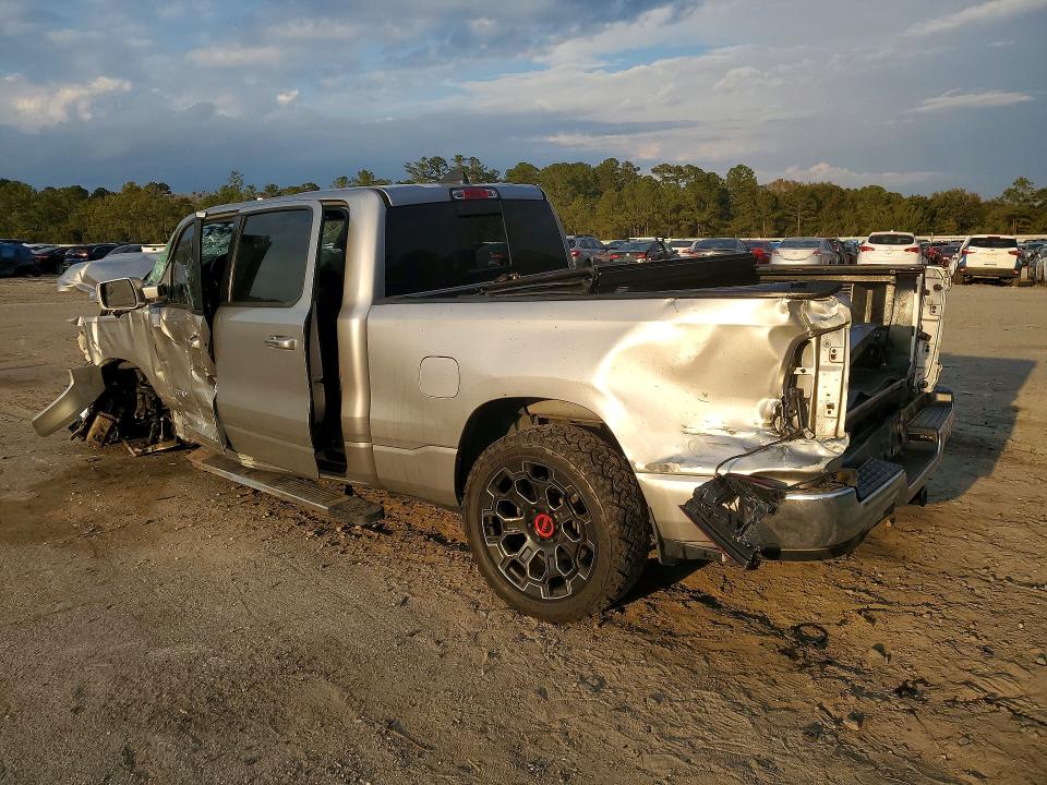 Продажа на аукционе авто 2019 Ram 1500, vin: 1C6SRFMT1KN567398, номер лота: 77128265
