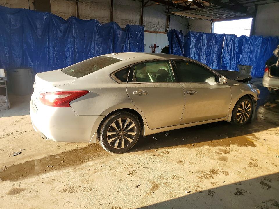 2016 Nissan Altima მანქანა იყიდება აუქციონზე, vin: 1N4AL3AP7GC199359, აუქციონის ნომერი: 76752985