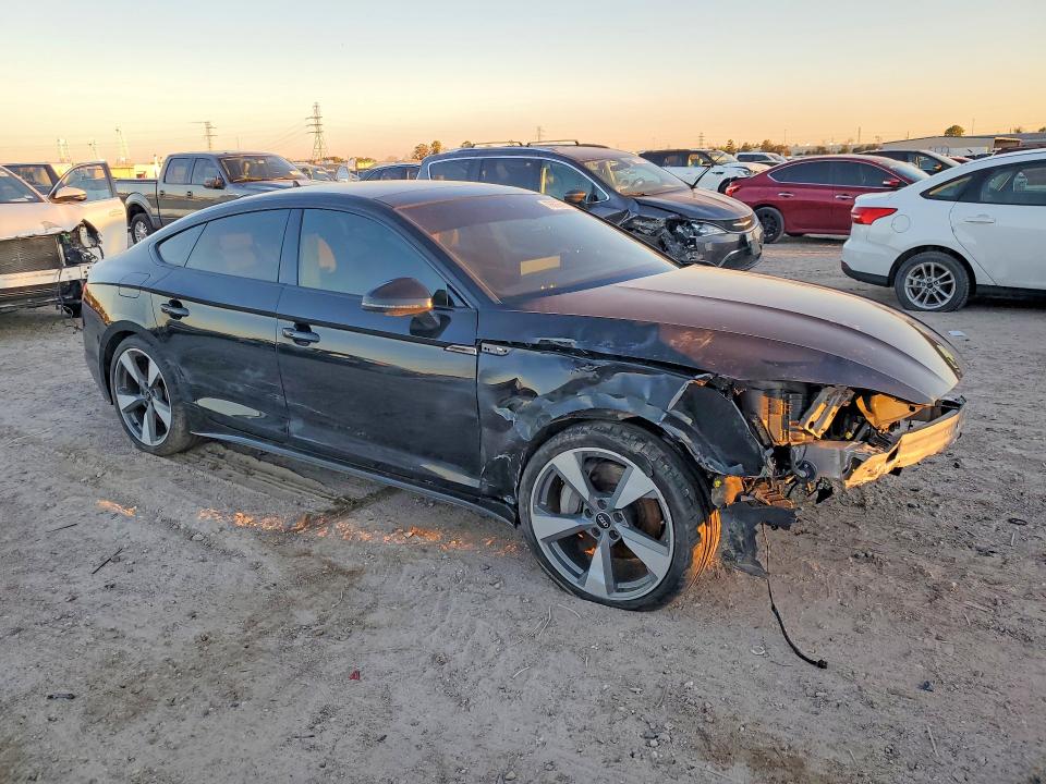 Aukcja sprzedaży 2021 Audi A5 Premium, vin: WAUFACF55MA052569, numer aukcji: 76605695