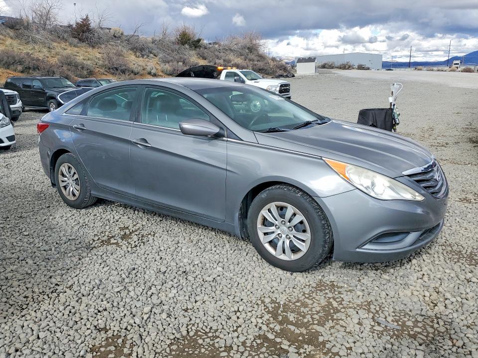77134085 :رقم المزاد ، 5NPEB4AC8CH487553 vin ، 2012 Hyundai Sonata مزاد بيع