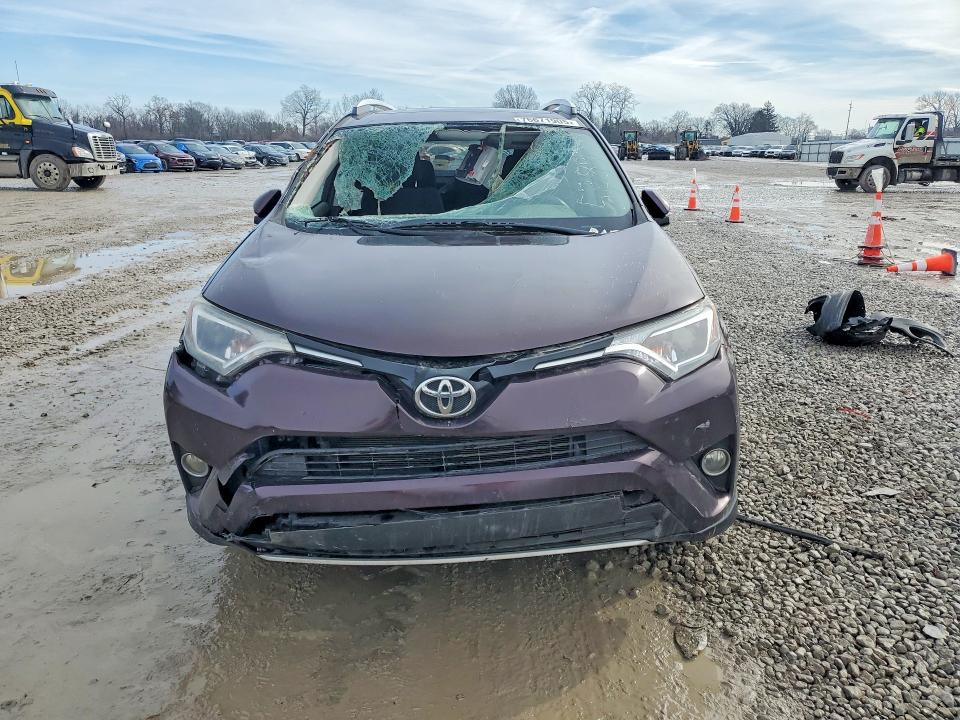 Продаж на аукціоні авто 2016 Toyota Rav4, vin: 2T3RFREV4GW528807, номер лоту: 75671905