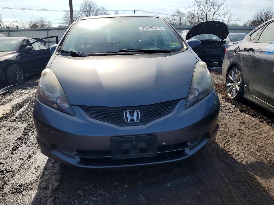 Продаж на аукціоні авто 2013 Honda Fit, vin: JHMGE8H39DC063260, номер лоту: 76992865