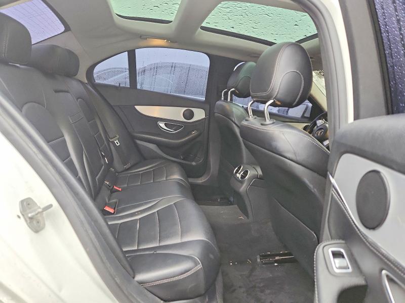 76061605 :رقم المزاد ، 55SWF4JB4GU098489 vin ، 2016 Mercedes-benz C مزاد بيع