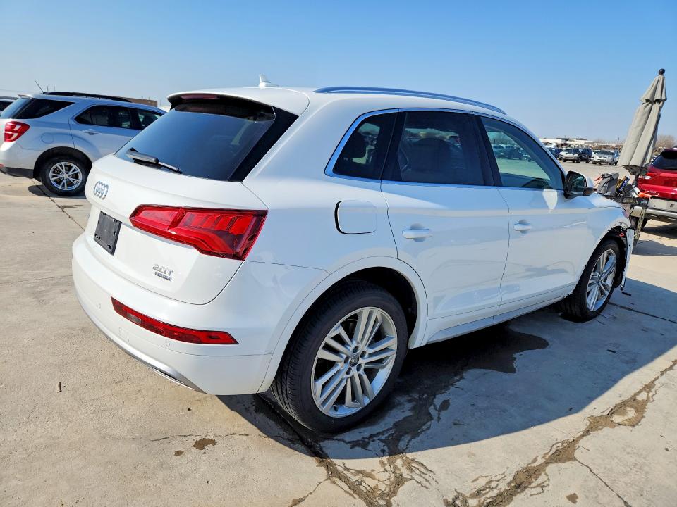 2018 Audi Q5 მანქანა იყიდება აუქციონზე, vin: WA1BNAFY0J2002604, აუქციონის ნომერი: 74924545