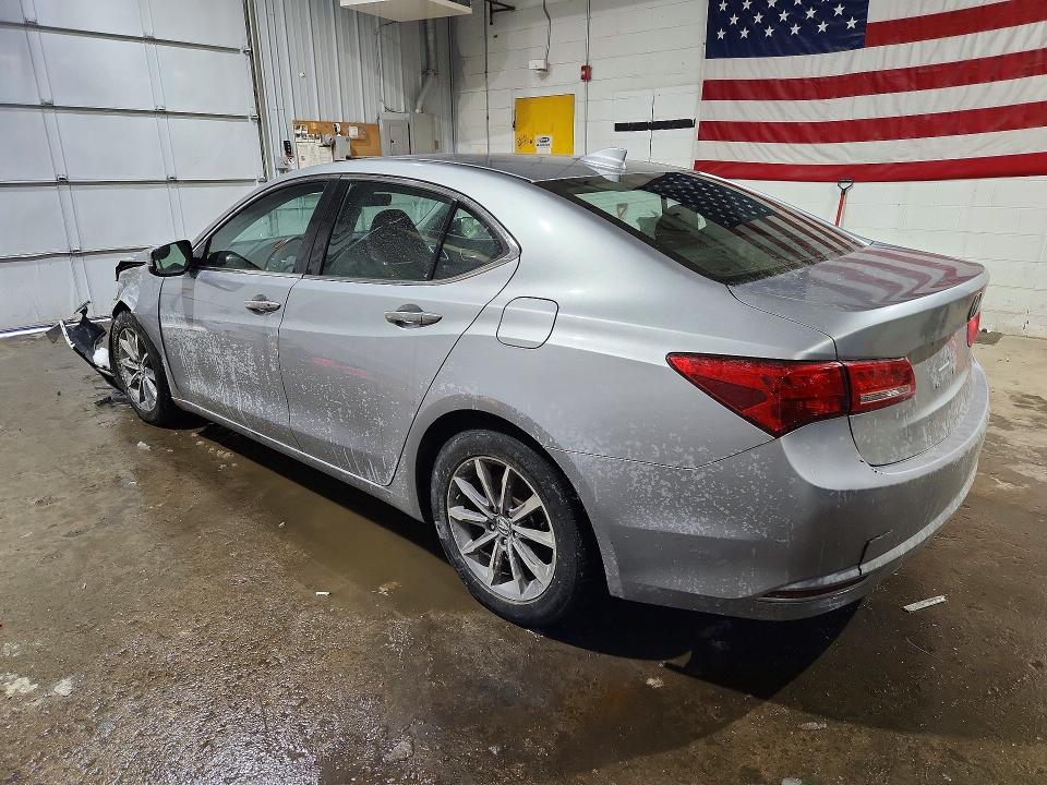 77597355 :رقم المزاد ، 19UUB1F35JA002293 vin ، 2018 Acura Tlx مزاد بيع