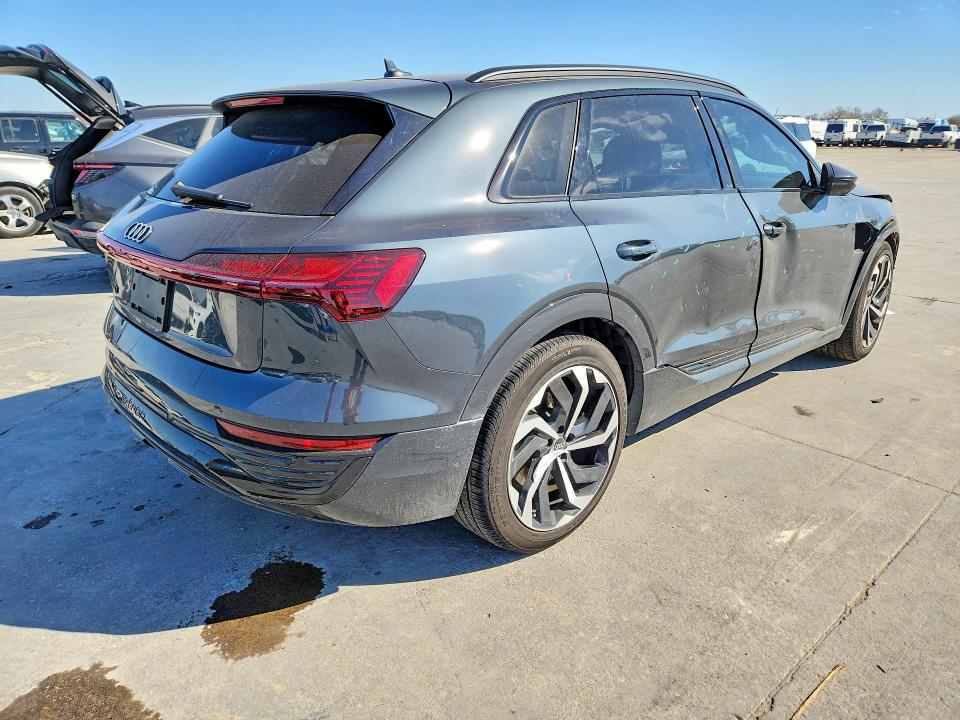 Продаж на аукціоні авто 2024 Audi Q8 E-tron, vin: WA15AAGEXRB064097, номер лоту: 79461675