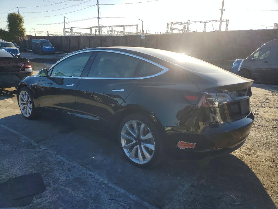Продажа на аукционе авто 2019 Tesla Model 3, vin: 5YJ3E1EB9KF421671, номер лота: 78522595