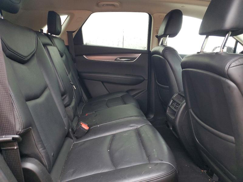 78052015 :رقم المزاد ، 1GYKNDRS0HZ318840 vin ، 2017 Cadillac Xt5 مزاد بيع