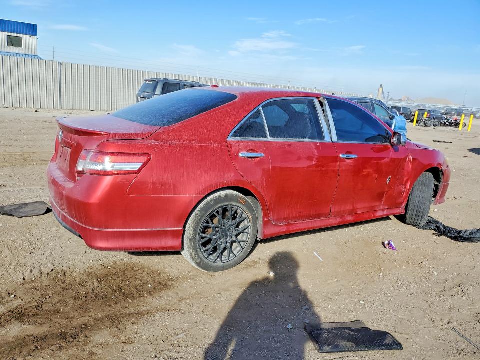 77116505 :رقم المزاد ، 4T1BF3EK5AU520946 vin ، 2010 Toyota Camry مزاد بيع