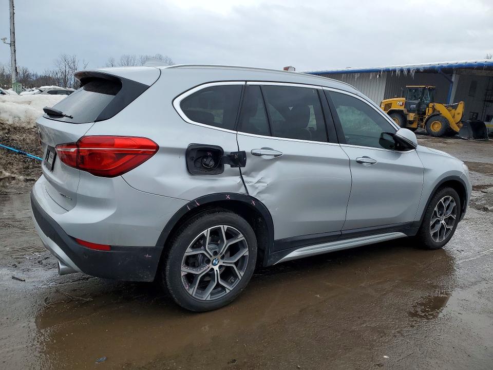 77068545 :رقم المزاد ، WBXJG7C09M5T30073 vin ، 2021 Bmw X1 مزاد بيع