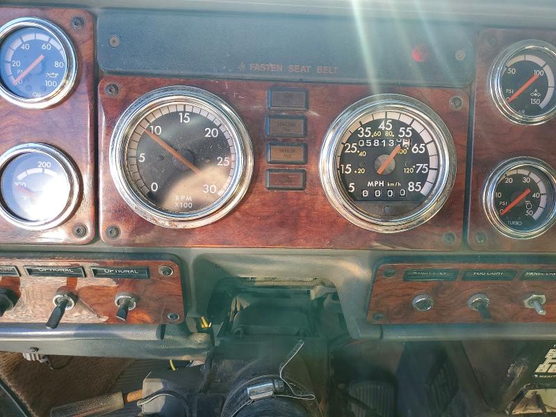 78091025 :رقم المزاد ، 1FUJAPCG81LH24095 vin ، 2001 Freightliner Fld132 مزاد بيع