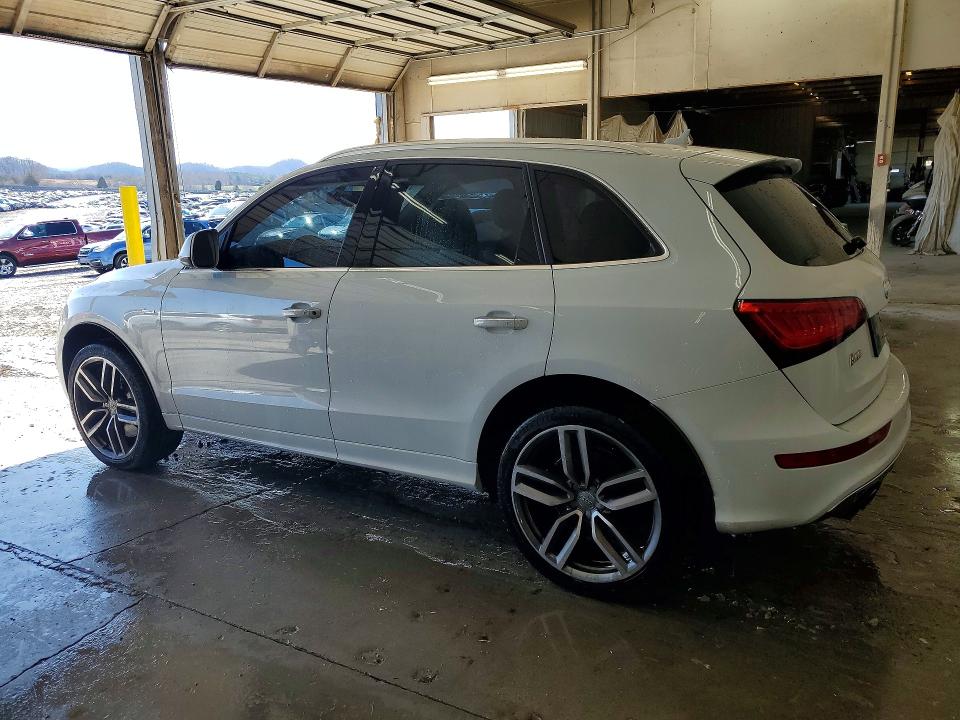 Продажа на аукционе авто 2015 Audi Sq5, vin: WA1CGAFP9FA032283, номер лота: 78324135