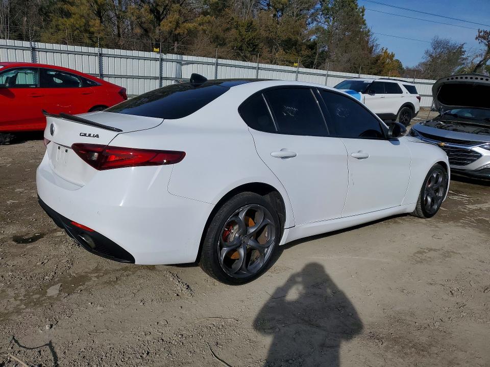 Aukcja sprzedaży 2018 Alfa Romeo Giulia, vin: ZARFAEEN5J7599016, numer aukcji: 78663135
