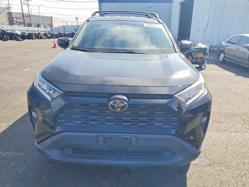 Продаж на аукціоні авто 2020 Toyota Rav4, vin: 2T3W1RFV1LW096350, номер лоту: 76252325