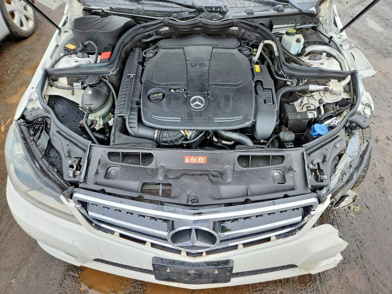 Продажа на аукционе авто 2013 Mercedes-benz C, vin: WDDGF8AB9DR274218, номер лота: 78237195