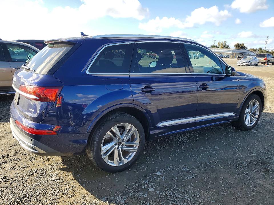 Продажа на аукционе авто 2021 Audi Q7, vin: WA1AXAF7XMD031839, номер лота: 77583985