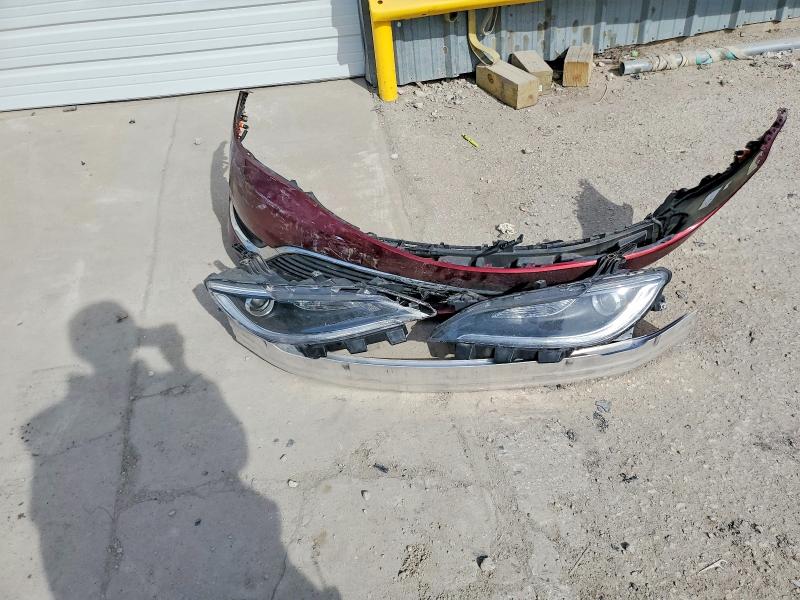 Продажа на аукционе авто 2015 Chrysler 200, vin: 1C3CCCAB0FN712420, номер лота: 77367325