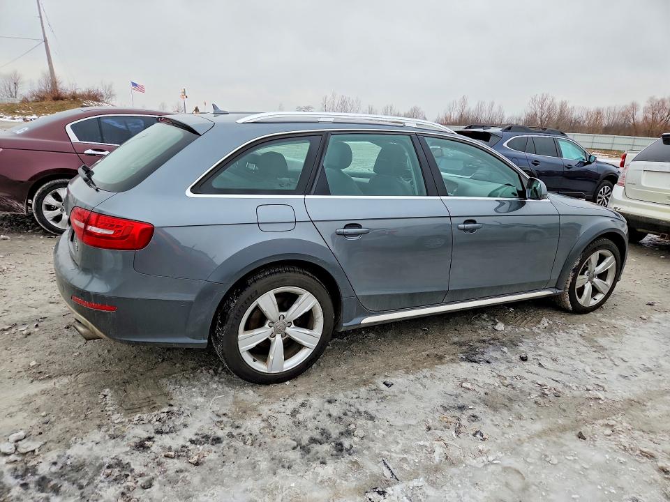 Продажа на аукционе авто 2013 Audi A4 Allroad, vin: WA1UFAFL8DA047939, номер лота: 77944075