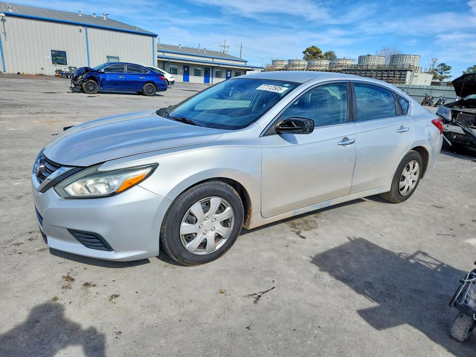 Продаж на аукціоні авто 2016 Nissan Altima, vin: 1N4AL3AP1GC259569, номер лоту: 77112505