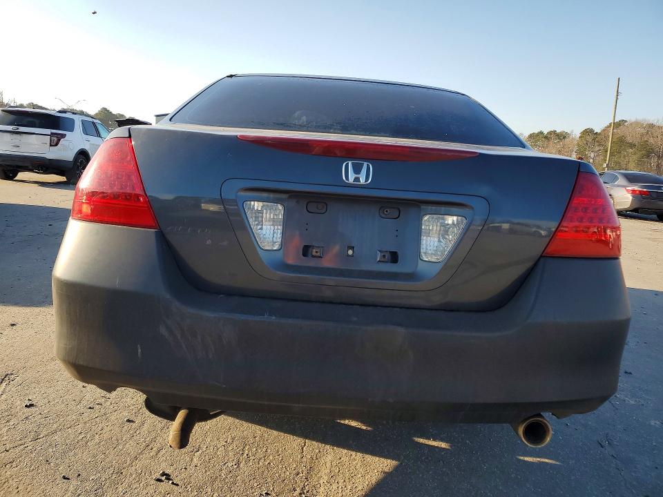 76915955 :رقم المزاد ، 1HGCM66477A064640 vin ، 2007 Honda Accord مزاد بيع