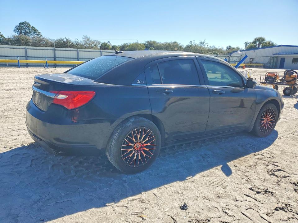 2011 Chrysler 200 მანქანა იყიდება აუქციონზე, vin: 1C3BC1FB1BN606688, აუქციონის ნომერი: 76540885