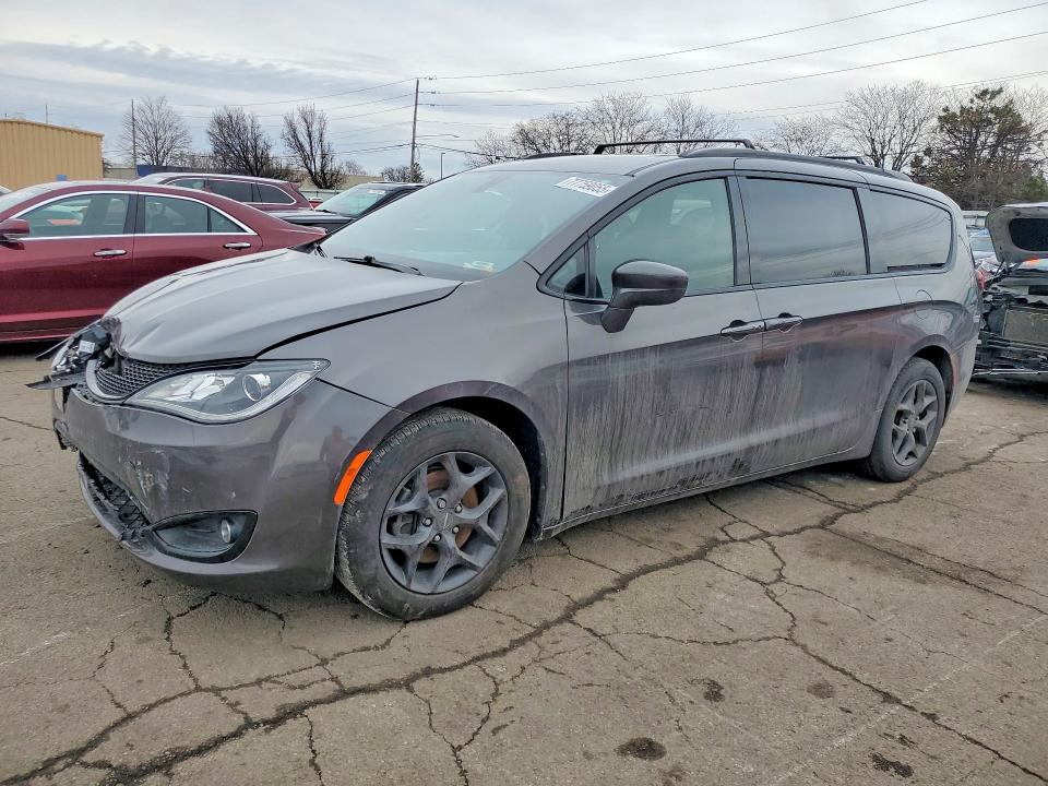 Aukcja sprzedaży 2018 Chrysler Pacifica, vin: 2C4RC1EGXJR227889, numer aukcji: 77759055