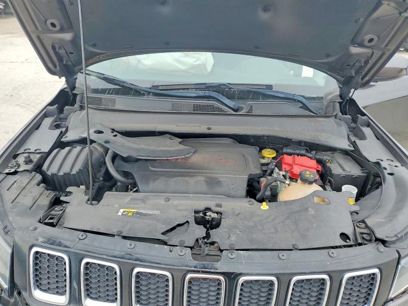 76134475 :رقم المزاد ، 3C4NJCBB3KT819903 vin ، 2019 Jeep Compass مزاد بيع